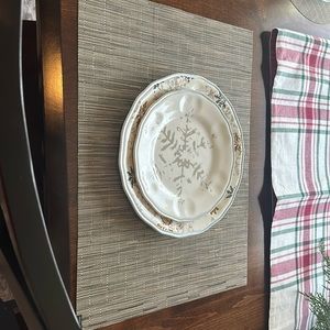 Chilewhich placemats set of 10 (14”x19”)